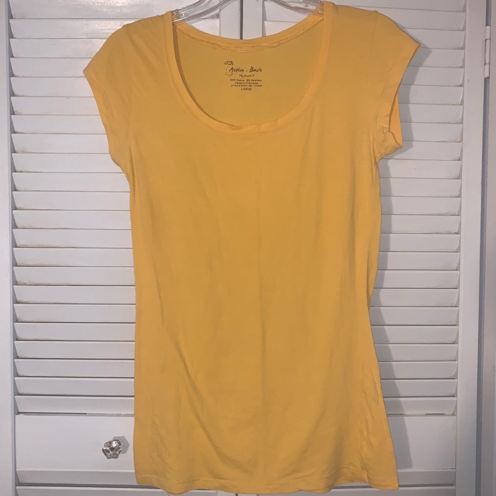 Active Basic Cute Fitted Shirt/ T-shirt